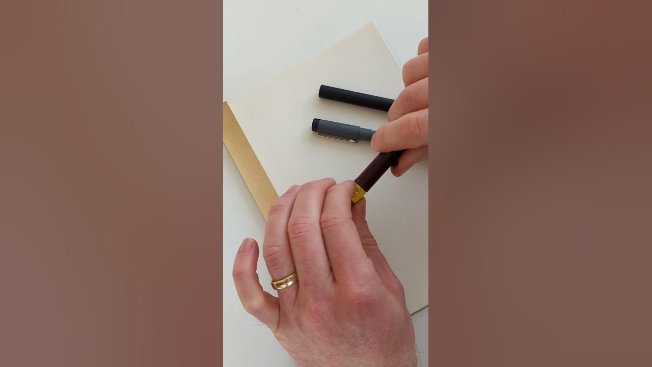 The Differences between the The Lumos, Fineliners and Isograph pens