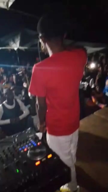 Vin gade koman Bigger rasha zoe loco kraze okay nan Yon programme ak ...