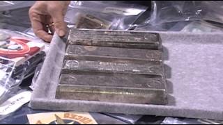 Famous State auctioning off items from abandoned safe deposit boxes - Apr 3rd, 2014 Net Worth