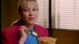 Kellogg's Corn Flakes ad from 1991