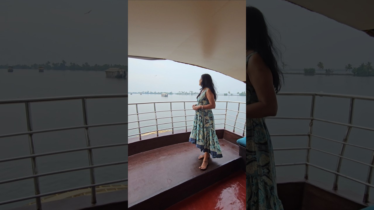 Allepey Houseboat Tour Kerala 