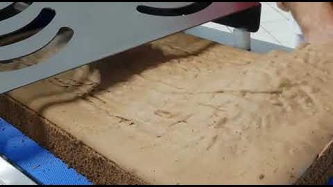 Horizontal Cake Slicing Machine  |  Trancheuse Horizontale des Gâteaux  -  ATRA MAKINA