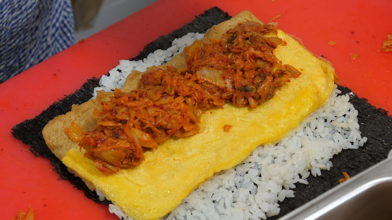 2000원! 줄서서 먹는 김치 김밥, 재료를 통째로 넣어줌 - 광안시장 박고지 김밥 / Popular kimchi kimbap - Korean street food