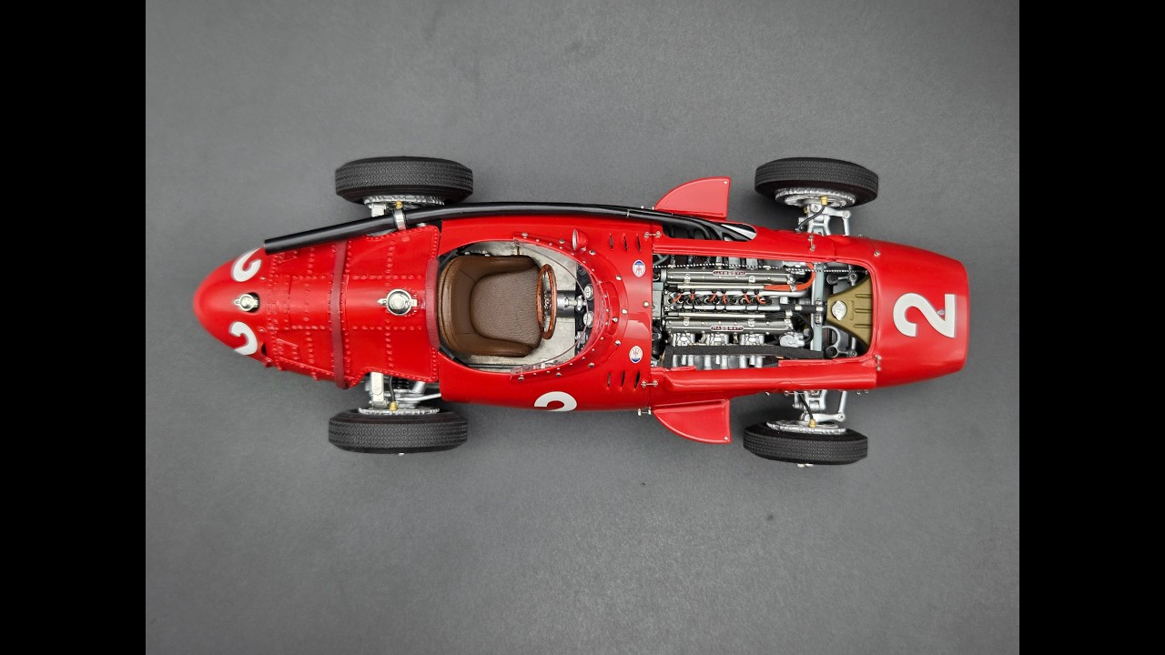 CMC 1/18 Maserati 250F GP Frankreich, Sieger J.M. Fangio #2, 1957