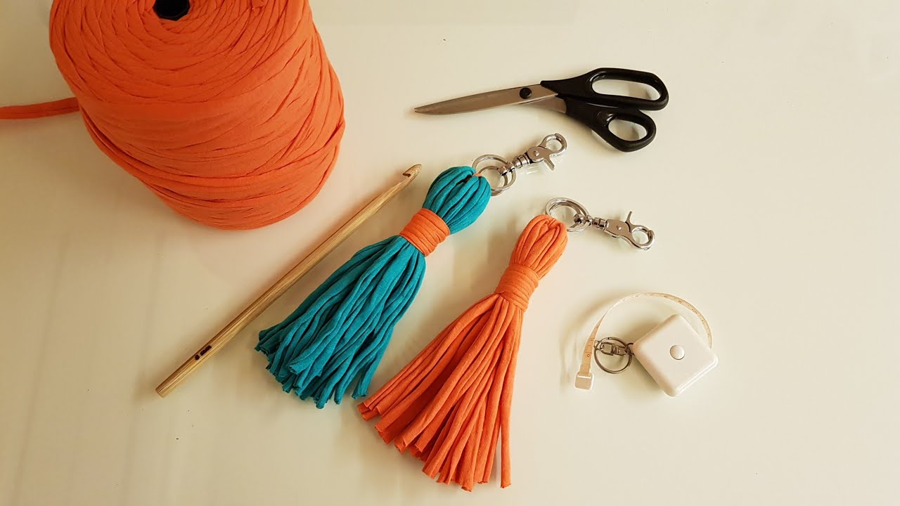 Tassel Pingente ou Chaveiro de Fio de Malha - T Shirt Yarn Tassel