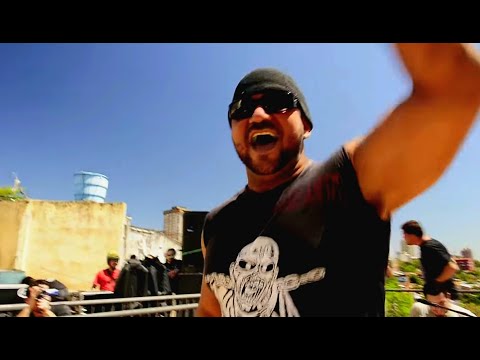 UN REVOLBER EN LA CHACA / trailer