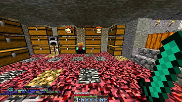 Minecraft Factions #1 - Raiding Rich Skybase!