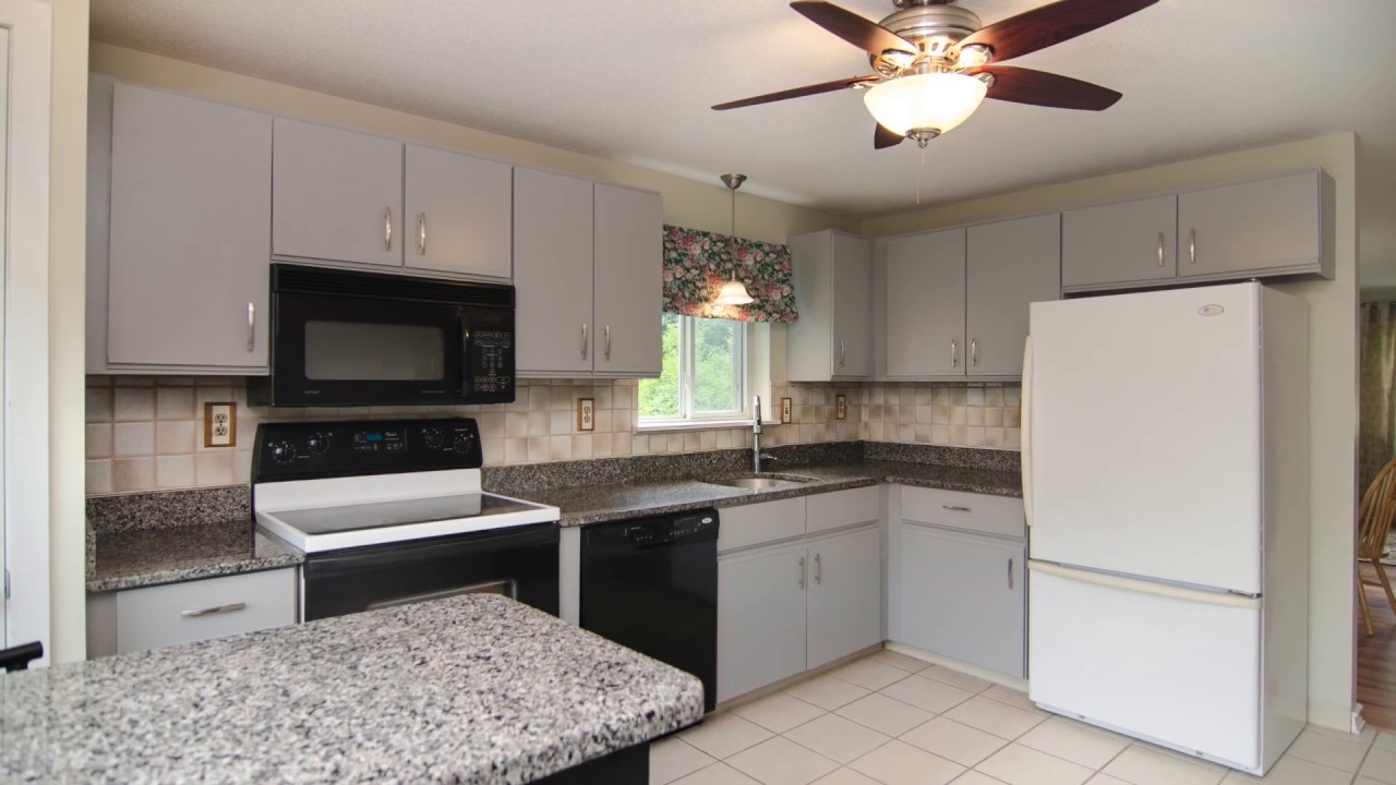 25 Chelsea Lane, East Granby YouTube