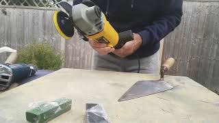 Cleaning an old trowel part 2