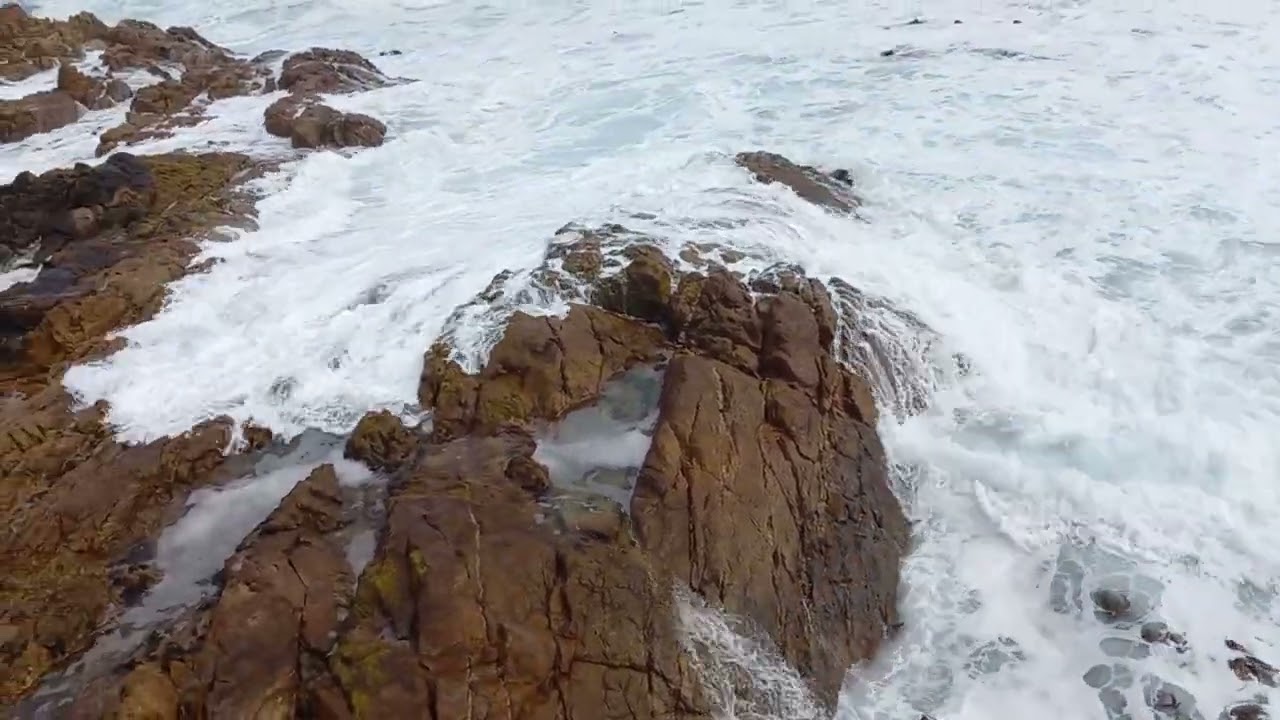 Sea Point Queens Beach coastline walk about on a October day in Cape Town