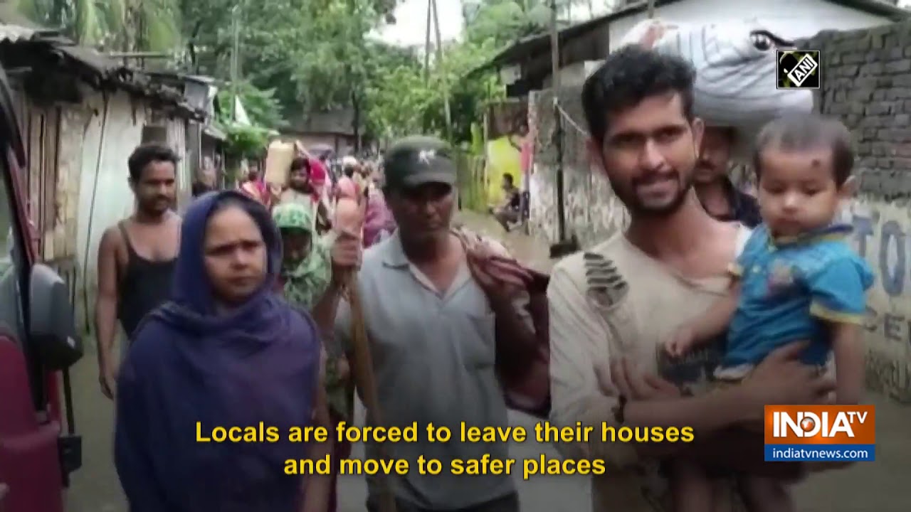 Flood hits Assam`s Tinsukia after non-stop rainfall