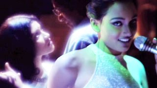 Party Sharty Rojgar Moton | Ek Je Aachhe Kanya | Bengali Song - Konkana Sen Sharma