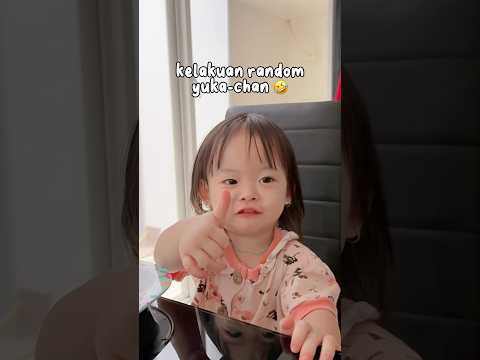 kelakuan random yuka-chan! #yuka #comedy #baby #toodler #cutebaby #vlog #family #merossa #babygirl