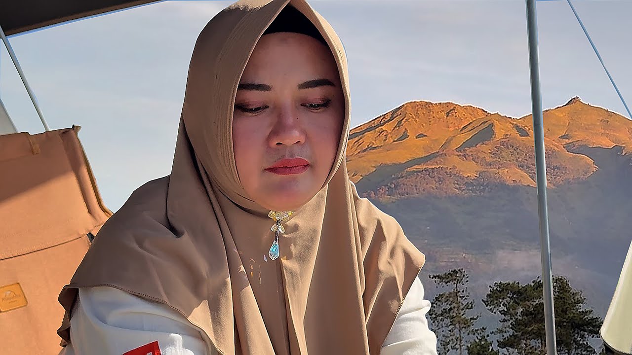 CAMPING 2 MALAM DI LERENG GUNUNG MERBABU | BERSELIMUT KABUT | MERBABULAND - bagian 2