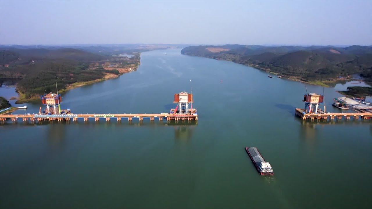 Aerial view of bridge construction in S China