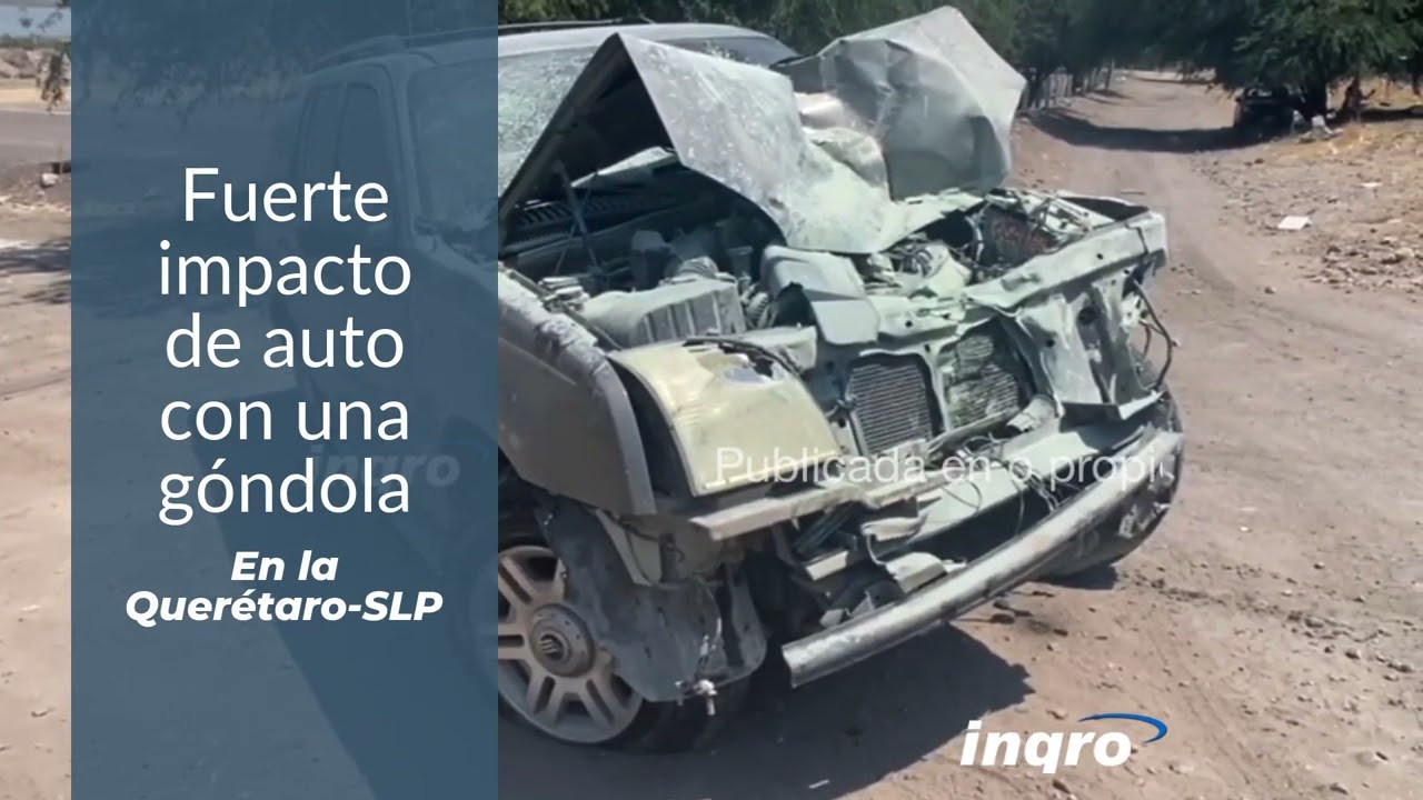 Góndola huye tras impactar a un auto compacto