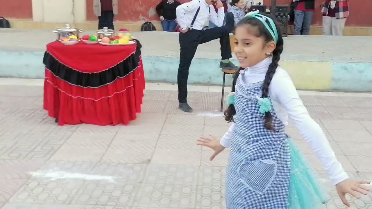 الراجل ده حيجنني