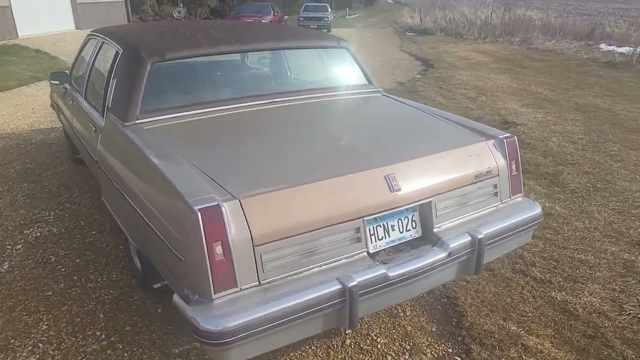 1983 oldsmobile 98 regency full walk around/showcase