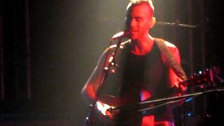 Asaf Avidan &amp; The Mojos - Out In The Cold [live]