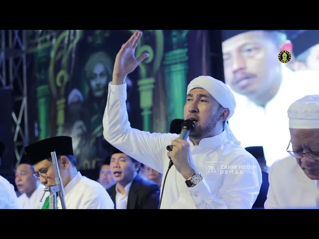 Sholatum u0026 NKRI Harga Mati - Habib Bidin Assegaf Majelis Azzahir || Live Alun-Alun Demak class=