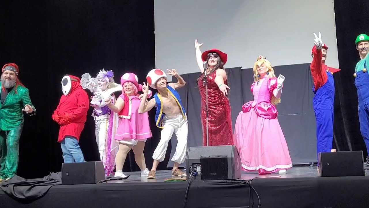 Mario Bros. Cosplay Japan Event 2024 Clermont-Ferrand - YouTube