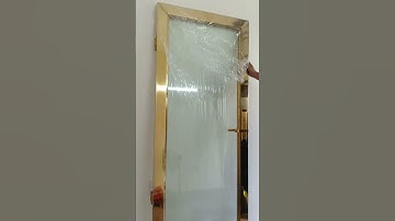 mẫu cửa inox mạ vàng lắp kính đẹp nhất 0986921336(1)