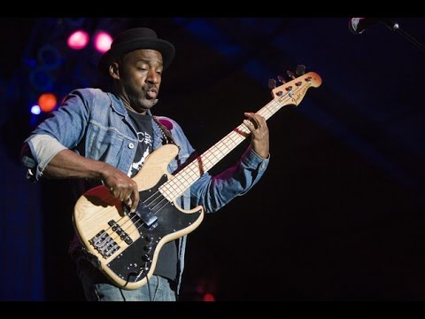 Marcus Miller - Run For Cover - backing track - YouTube