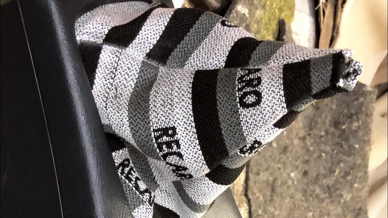 RECARO SHIFT BOOT FOR A HONDA CIVIC SI - YouTube