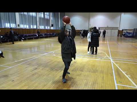 어딘가 이상한 영상