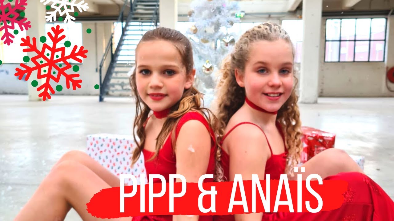 PIPP EN ANAÏS KERST Sia Underneath the christmas lights YouTube