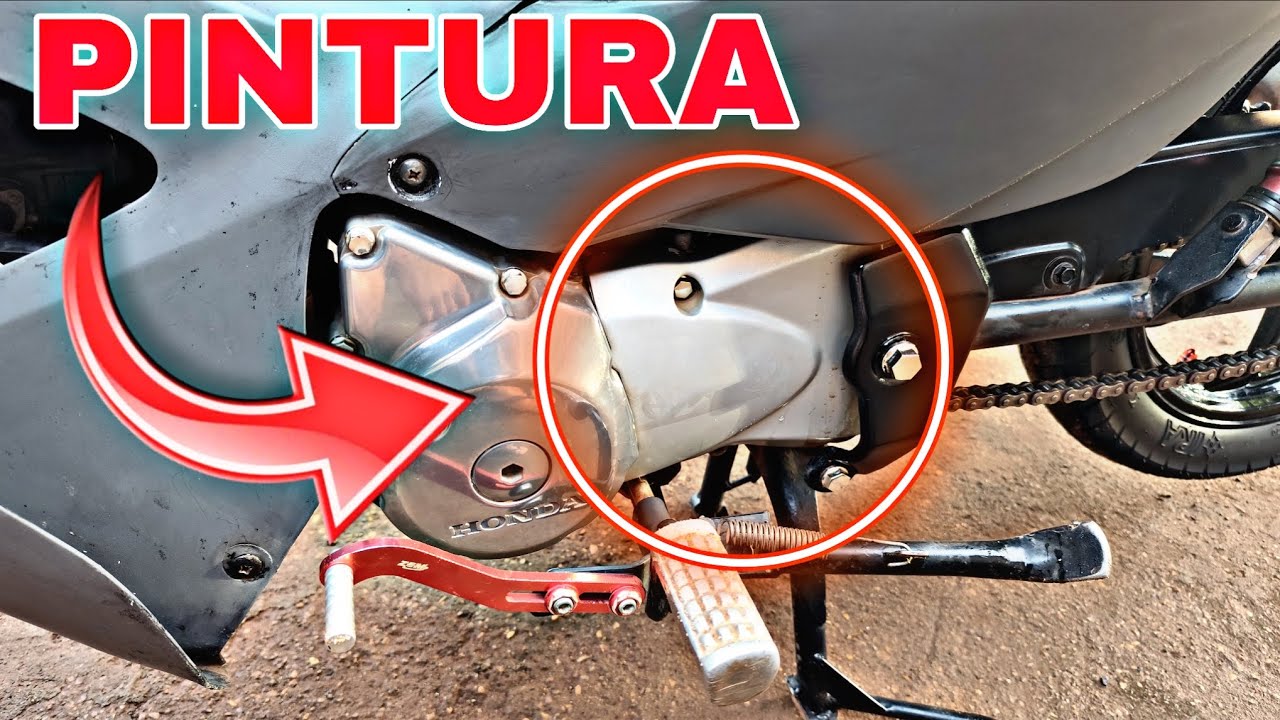 Pintando uma peça da moto 