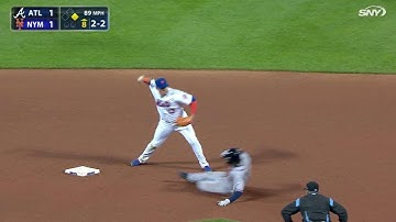 ATL@NYM: Walker flips to second to start double play