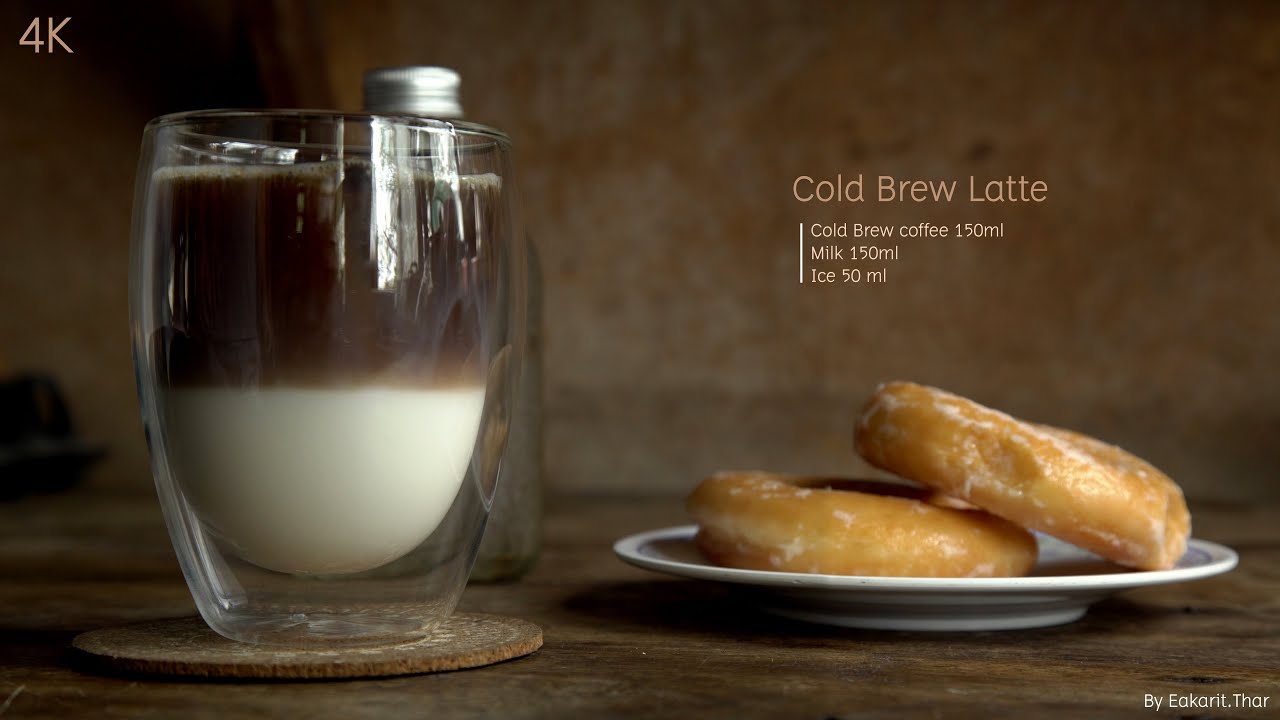 Cold Brew Latte (4K) (กาแฟโควบิวลาเต้) ASMR - YouTube