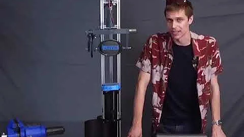 Youtuber makes 2 billion FPS camera which captures the speed of light