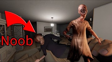 When A Noob Plays With A Pro In Phasmophobia!