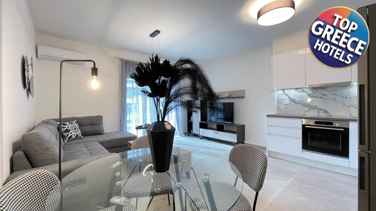 Athenean Modern Escape near Marina Flisvos | Athens, Greece | Hotel Review 🛏️