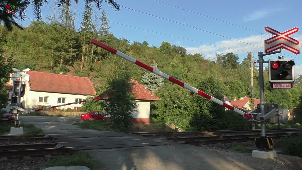 Železniční přejezd Rozhraní/Stvolová [P6818] - 2.9.2023 / Czech railroad crossing