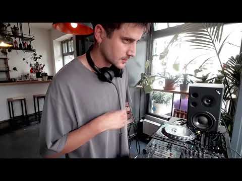 Barking DJ Set at AVIV 030 in Berlin – 7th of August 2021