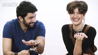 Bergüzar Korel Ve Engin Akyürek Sosyal Medyadan Gelen Soruları Yanıtlıyor