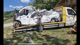 Cornel a vândut Duba la fier vechi și a luat tot el banii la Căsuța Din Pădure. !