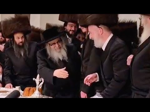 האדמו״ר מסאטמאר השתתף בחתונה: חתונת נכד הגבאי בחצר הקודש סאטמר ר׳ משה פרידמן