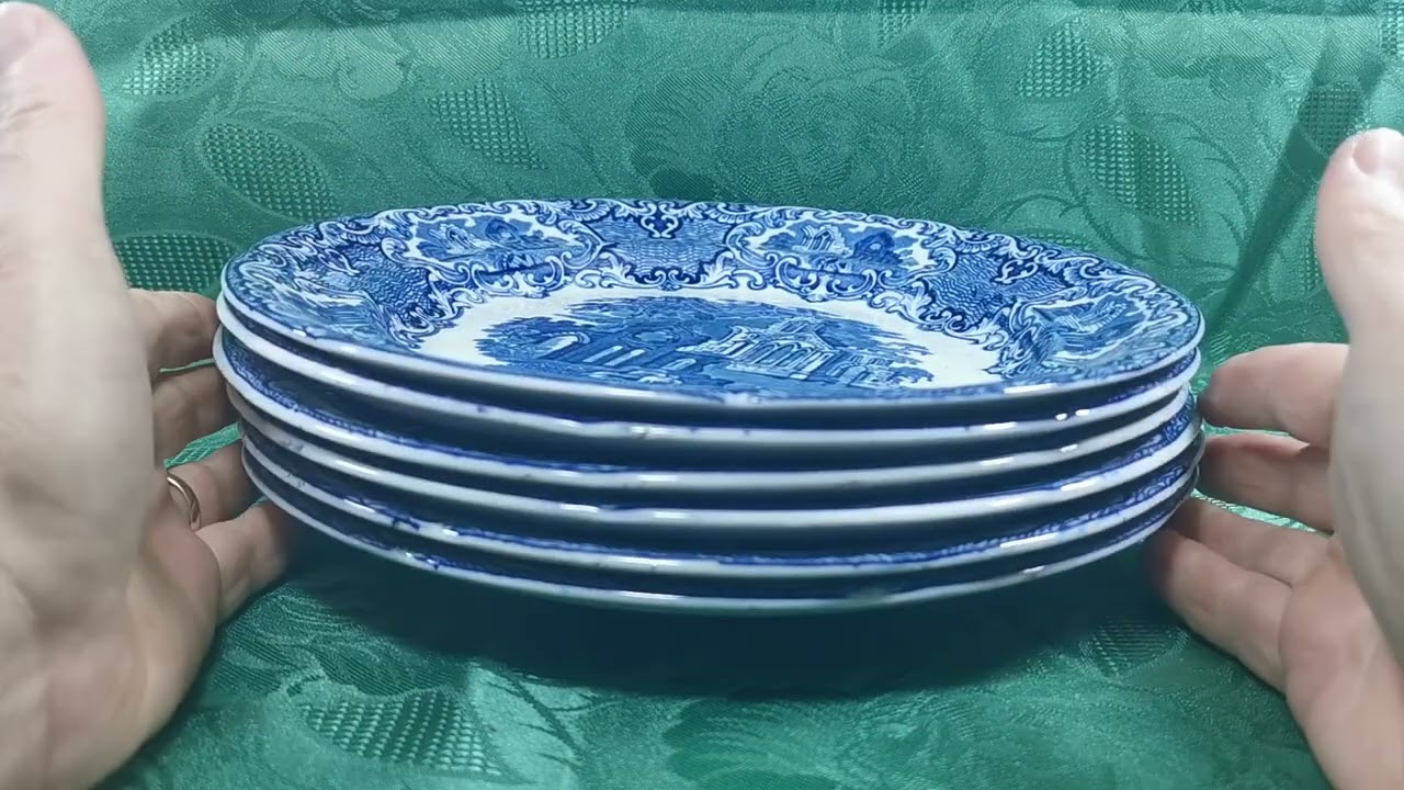 George Jones & Sons Abbey Flo Blue and White China Dinner Plate