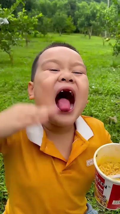 Ý TƯỞNG tuyệt vời💡 Đơn giản và bạn cũng có thể sử dụng nó #camping #survival #lifehacks #noodles