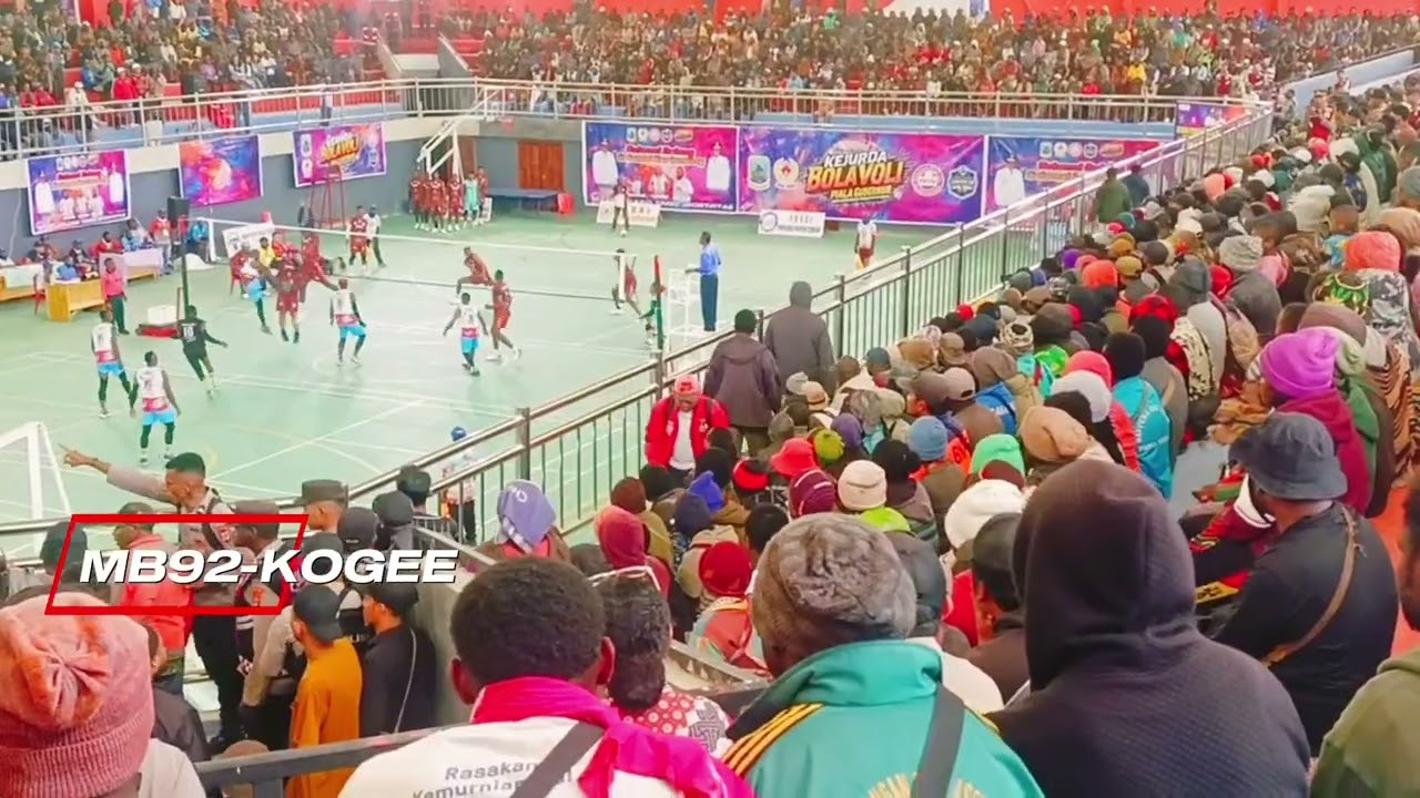 Pertandingan Bola Voli Gubernur PPT CUP Dalam Partai Final Antara MIMIKA vs PANIAI SKOR 3.0