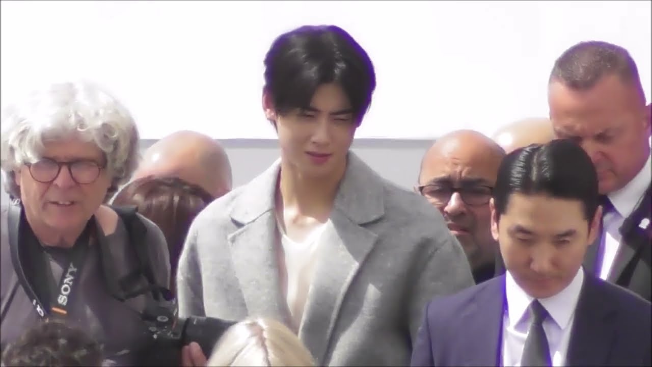 Cha Eun Woo at dior event looking handsome as always in Paris
