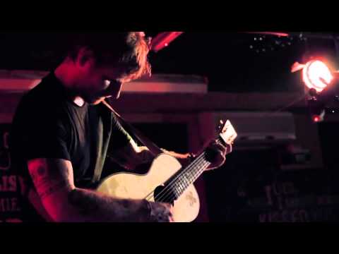 Ed Sheeran   Wild Mountain Thyme Live in the Crowd, Ruby Sessions. Sarah Lynch, Violin