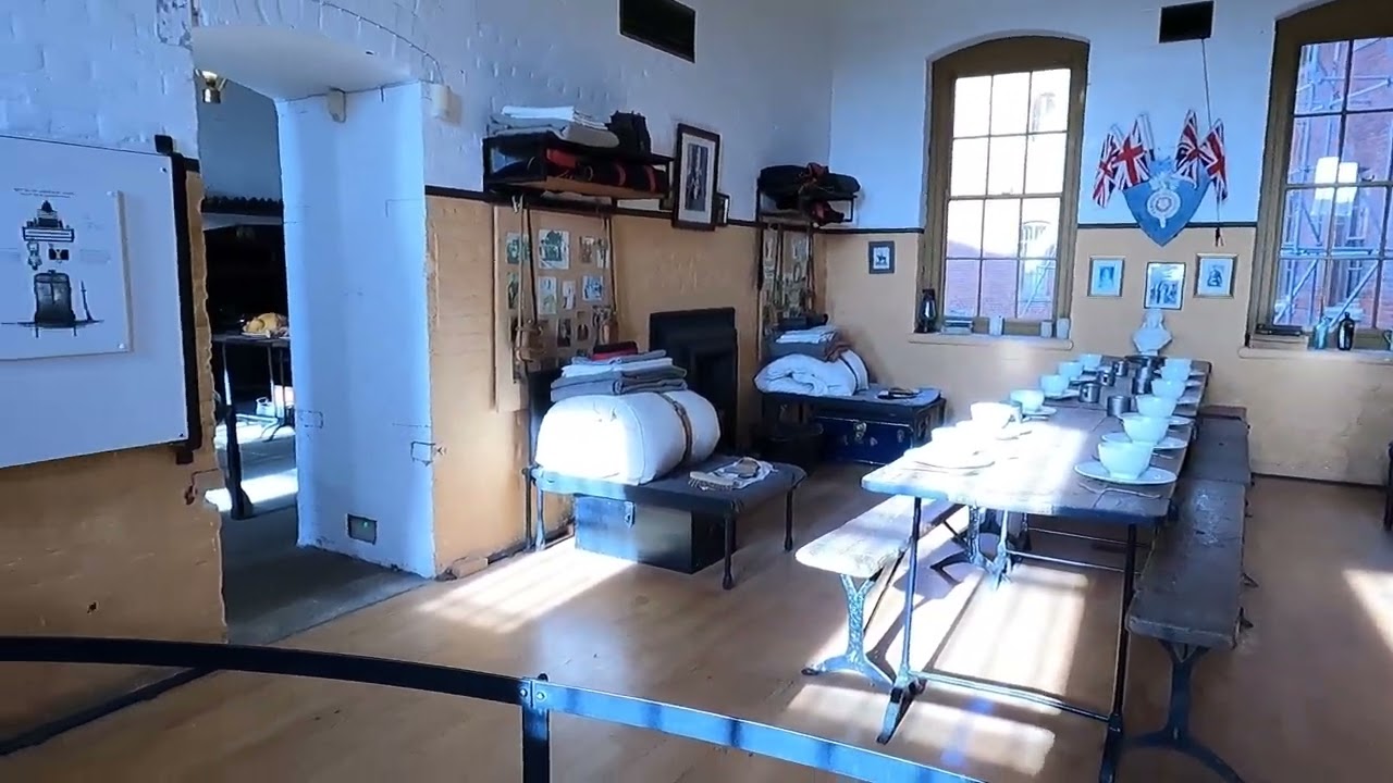 Vlog while exploring Fort Nelson Hampshire Oct 2022