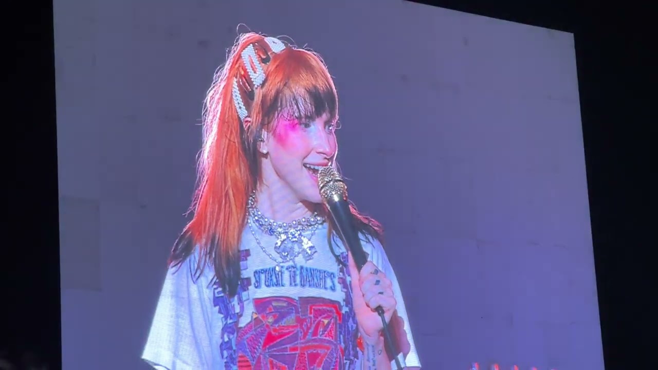 Paramore - Misery Business (Argentina 07/03/23)
