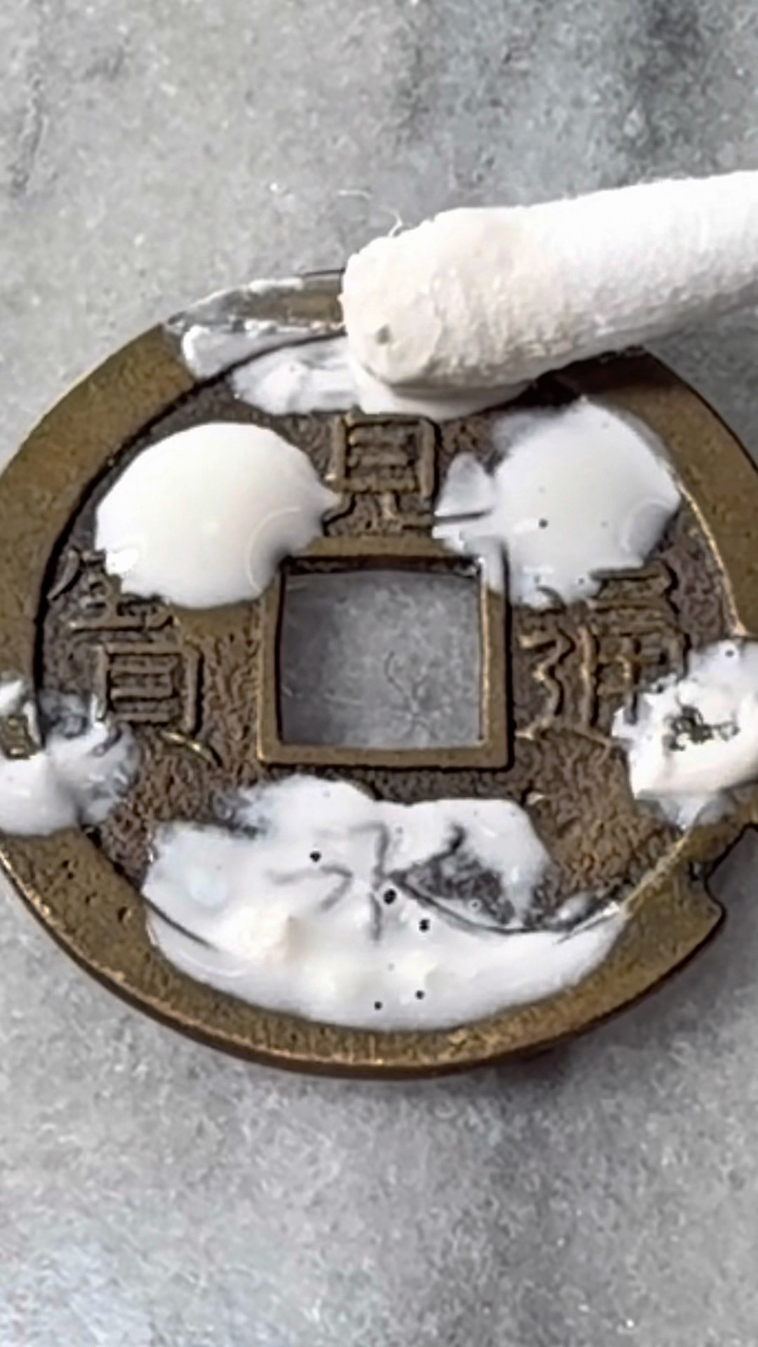 寛永通宝をピカールだけで鏡面仕上げ🪙 / Polishing a Kan'ei Tsuho