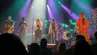 Watch Trey Anastasio Mr Completely video